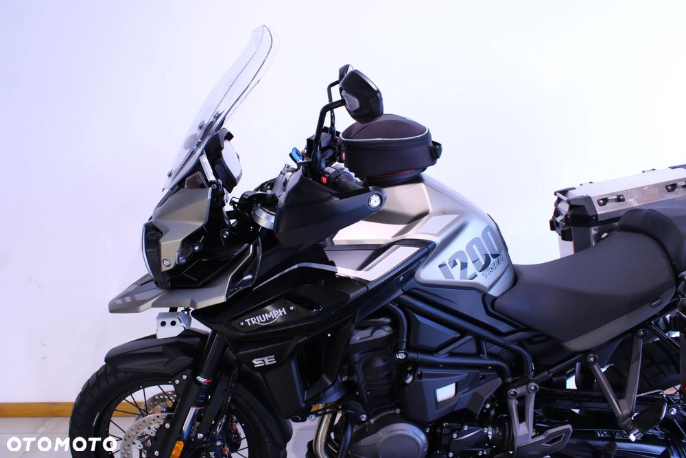 Triumph Tiger - 11