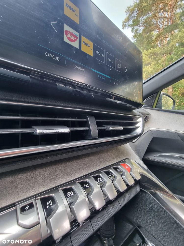 Peugeot 3008 1.6 PureTech GPF GT Line S&S EAT8 - 26