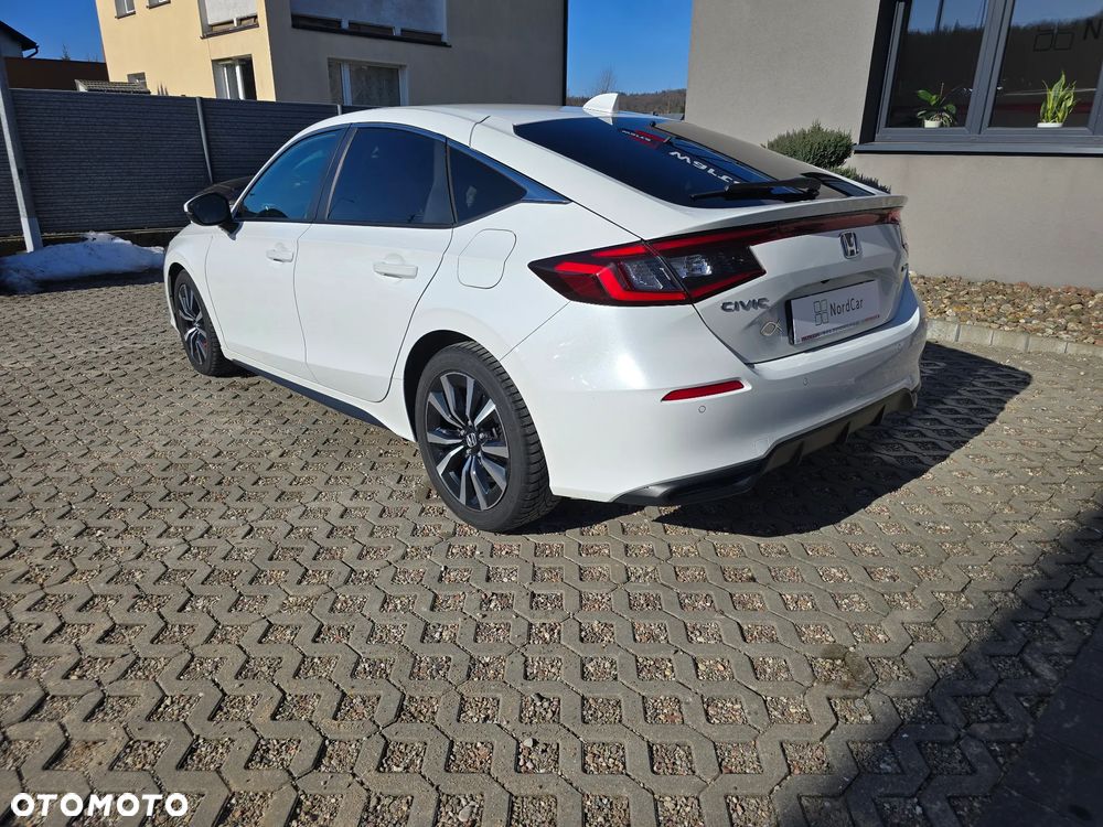 Honda Civic 2.0 i-MMD Elegance CVT - 5