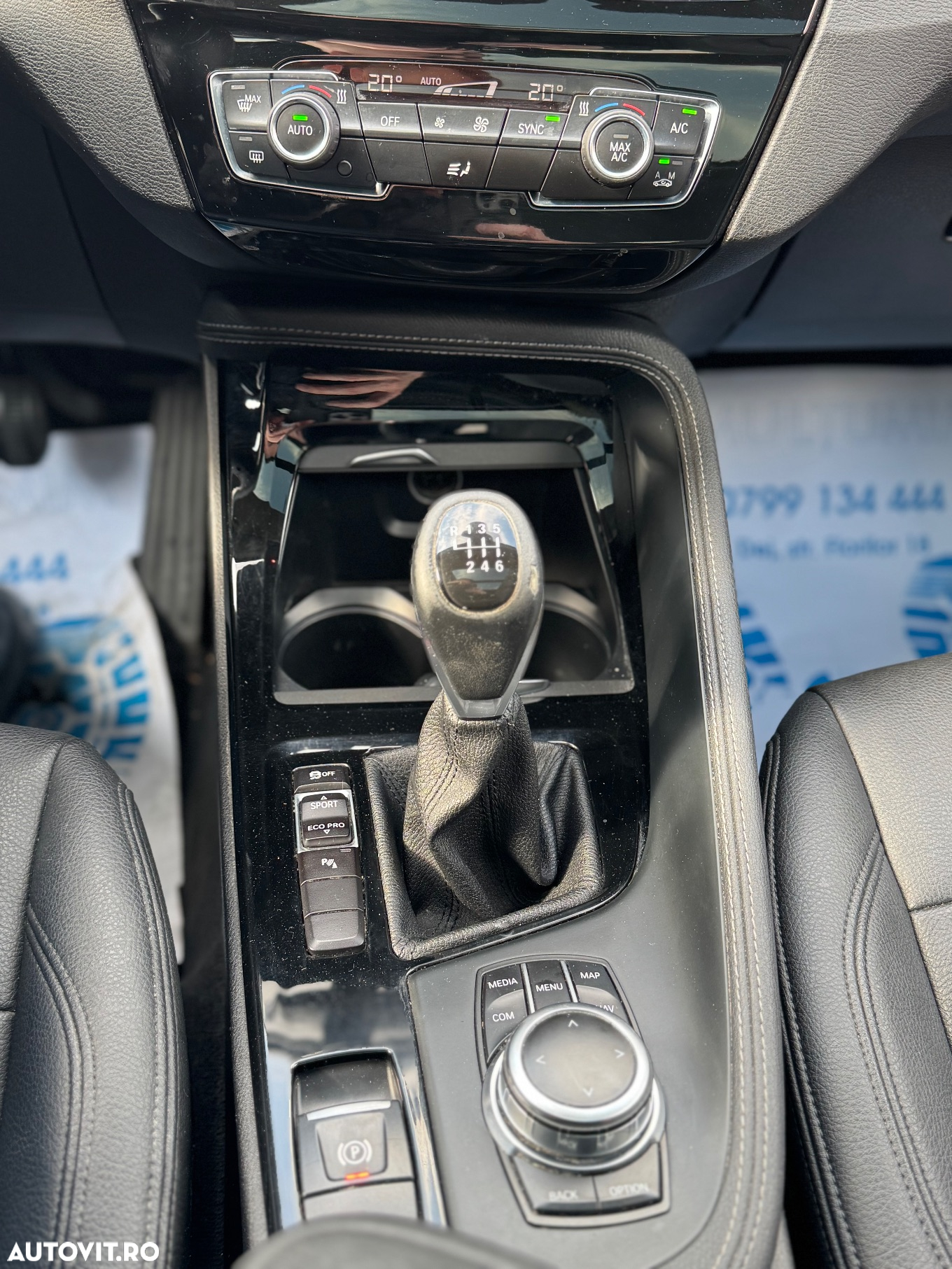 BMW X1 sDrive16d xLine - 32