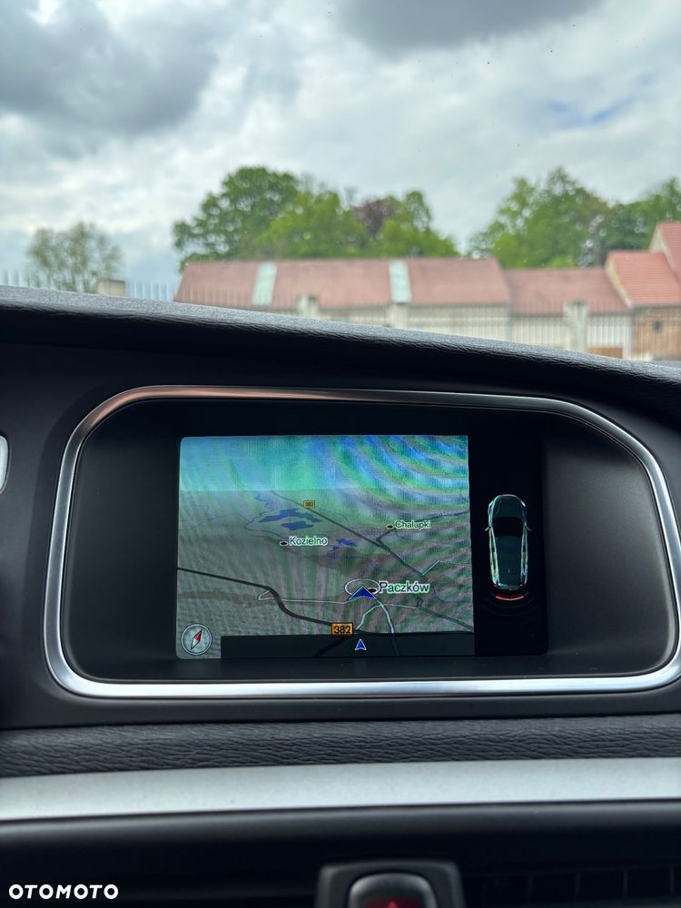 Volvo V40 D2 Momentum - 22