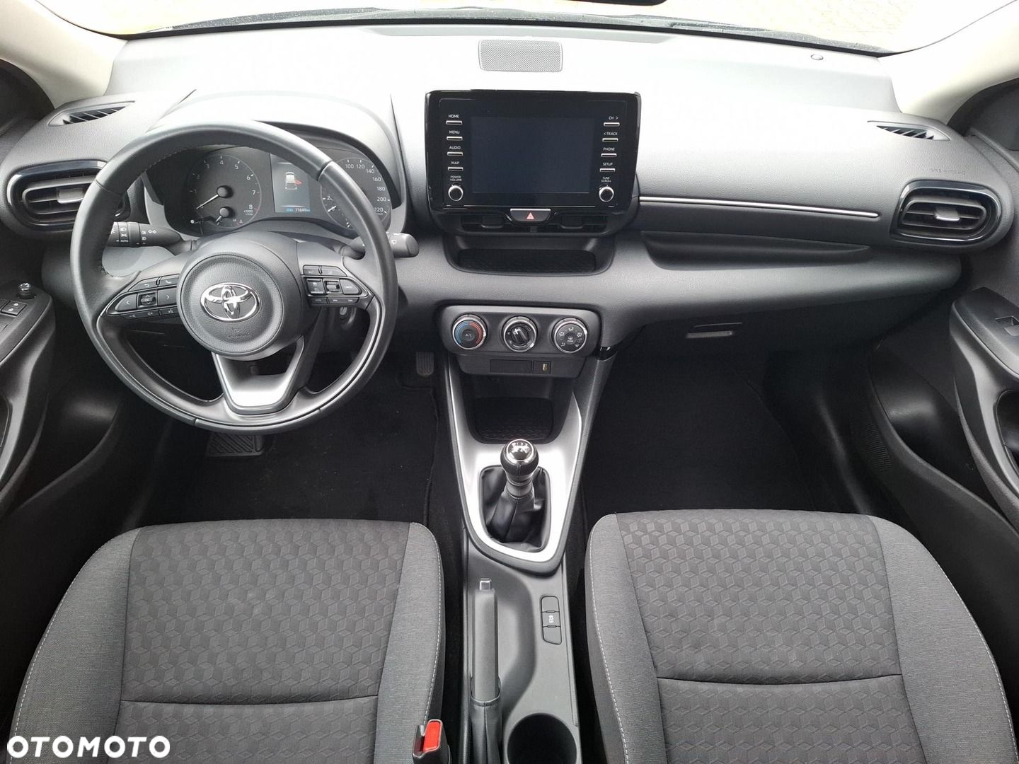 Toyota Yaris - 9