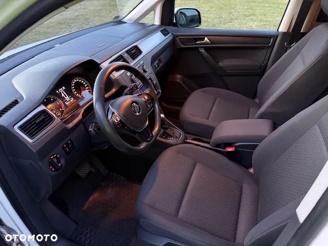 Volkswagen Caddy 2.0 TDI Trendline DSG - 9