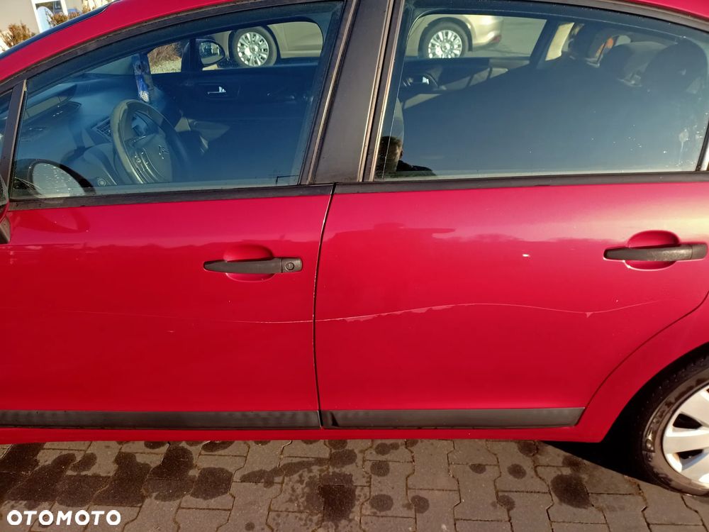 Citroën C4 1.6 HDi SX - 7