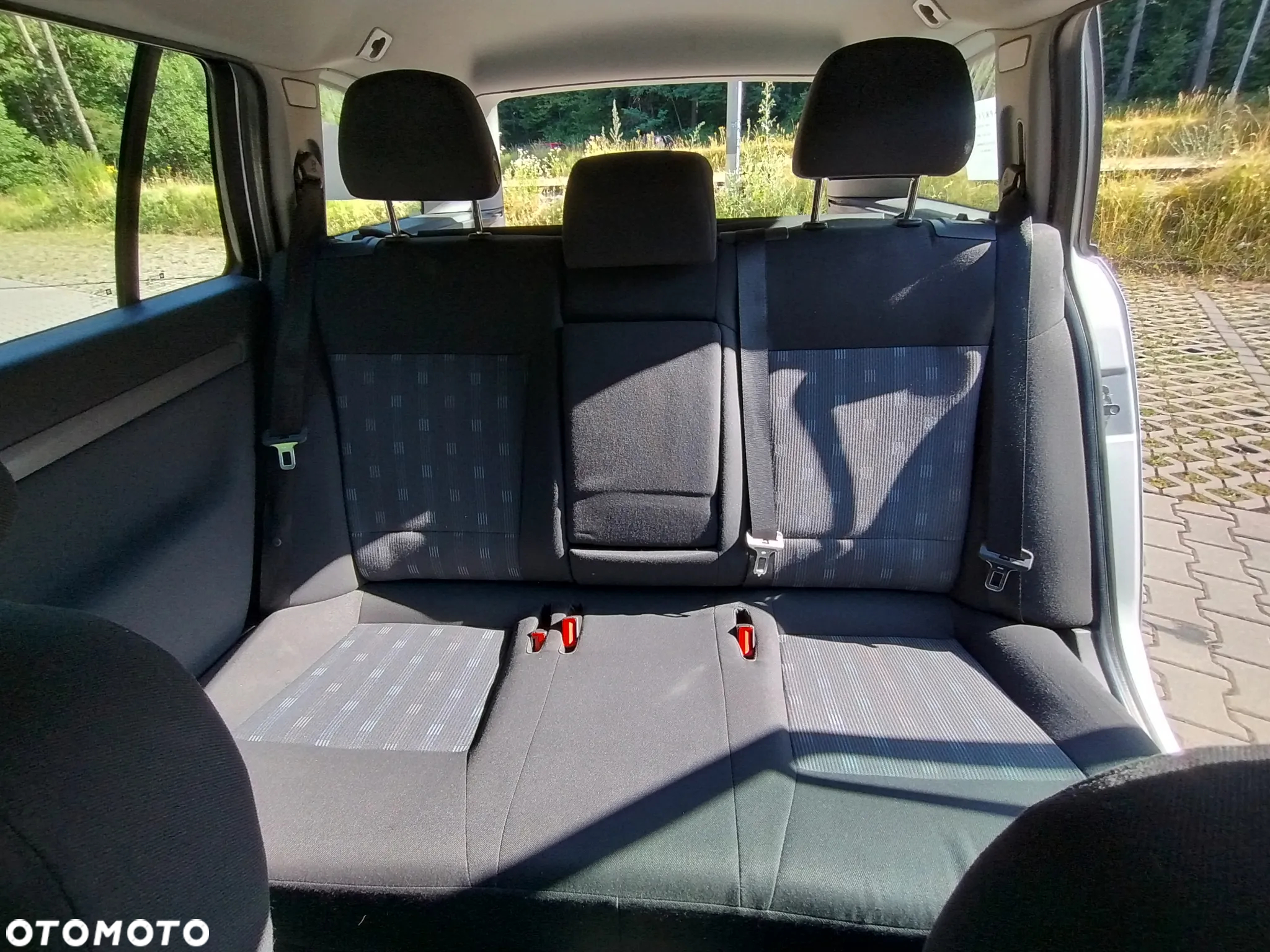 Opel Vectra 1.9 CDTI Essentia - 11