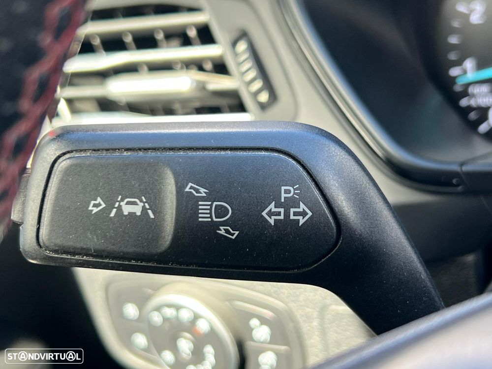 Ford Focus SW 1.0 EcoBoost MHEV ST-Line - 31