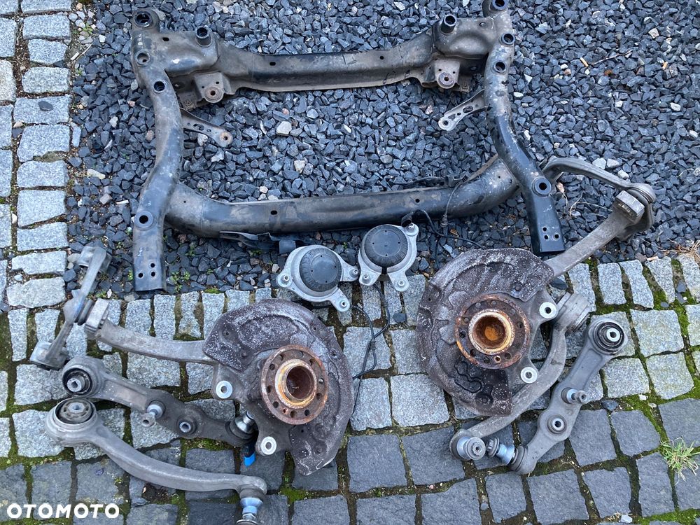 Zawieszenie Mercedes C klasa W205 przód tył zwrotnica wahacz sanki