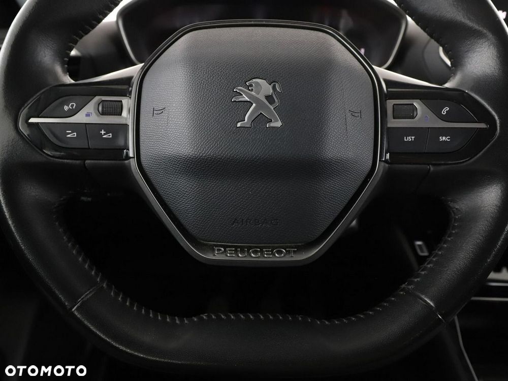 Peugeot 2008 1.2 Pure Tech Allure S&S - 22