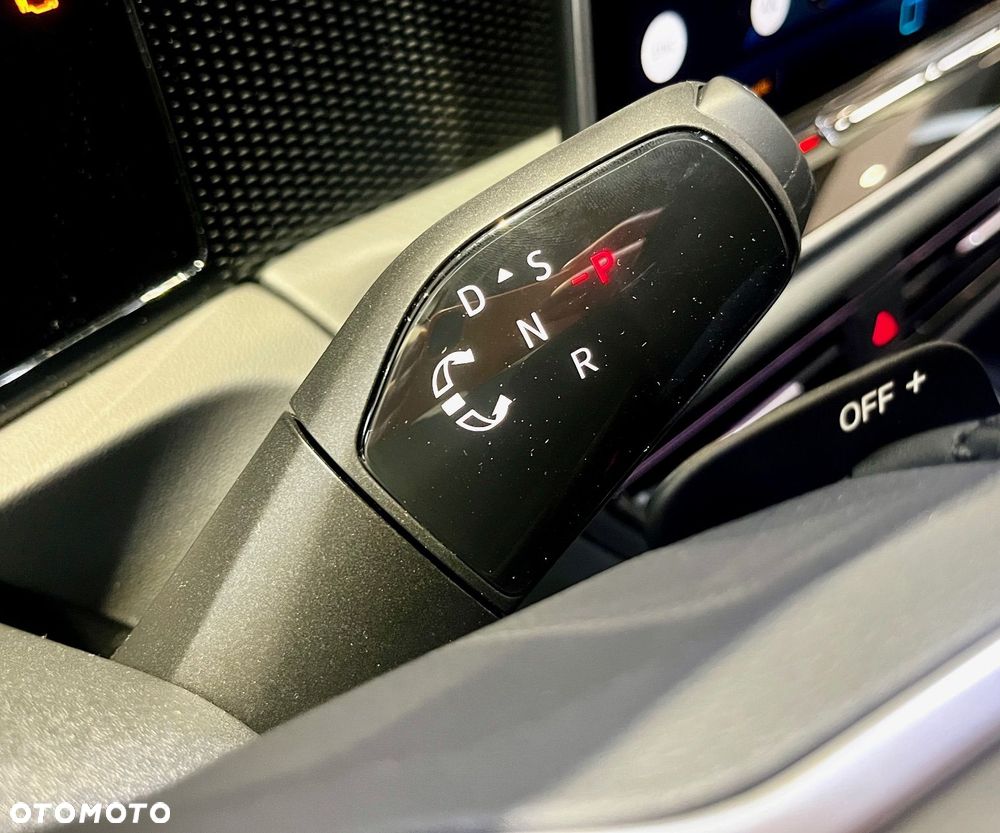 Volkswagen Tiguan - 10