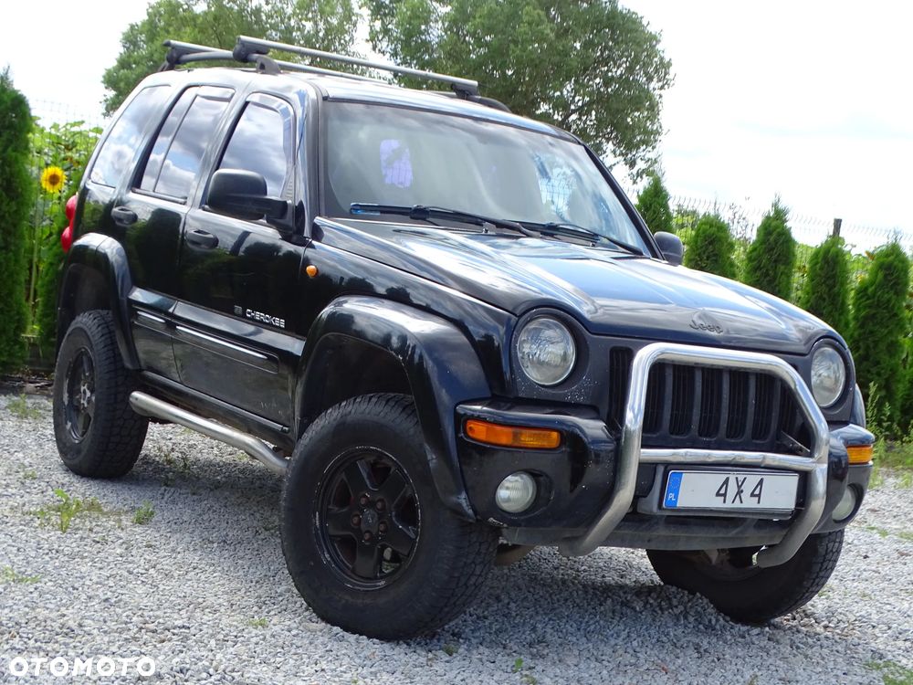 Jeep Liberty - 2