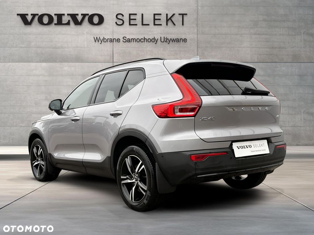 Volvo XC 40 - 6