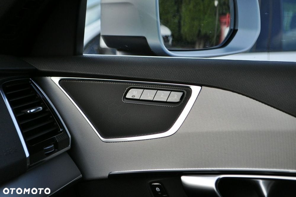 Volvo XC 90 T5 AWD R-Design - 37
