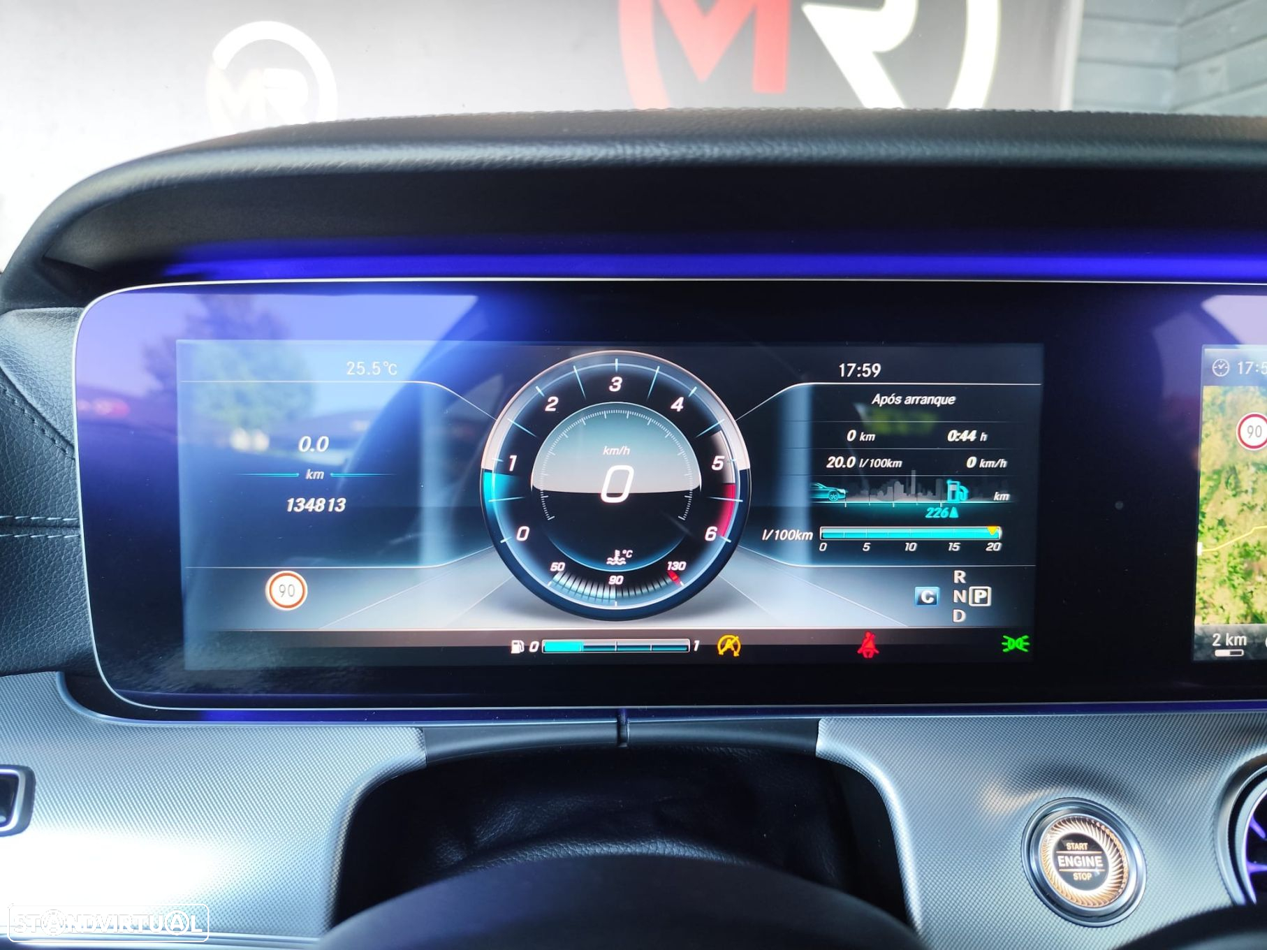 Mercedes-Benz E 220 d AMG Line - 15