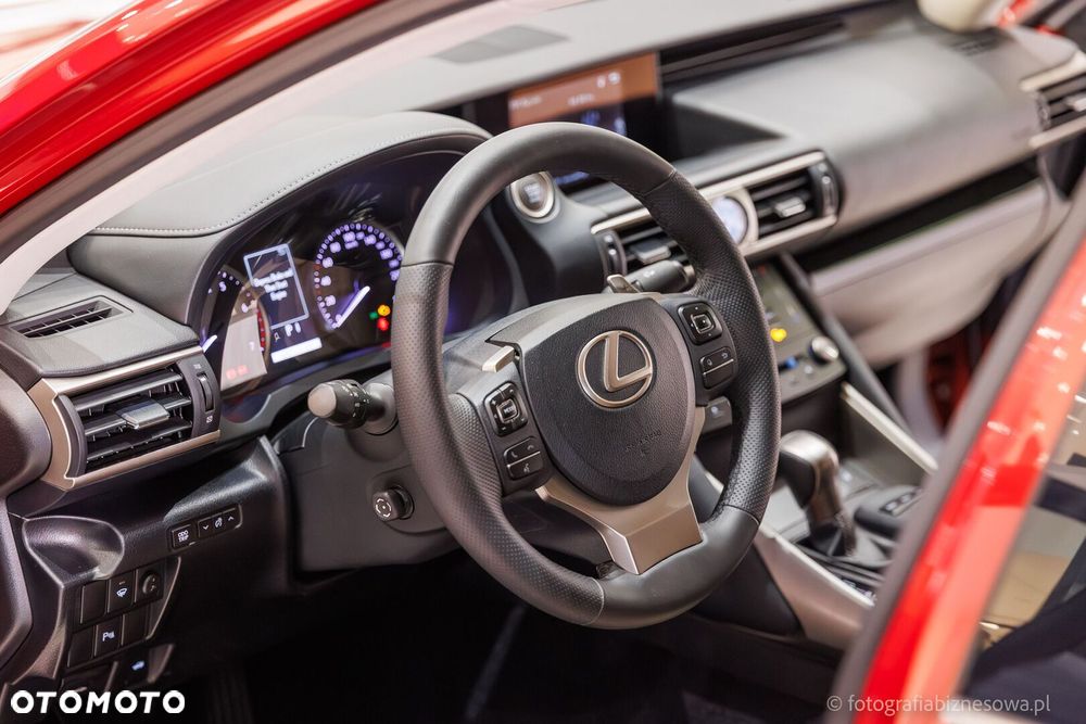 Lexus IS 200t Elegance - 31