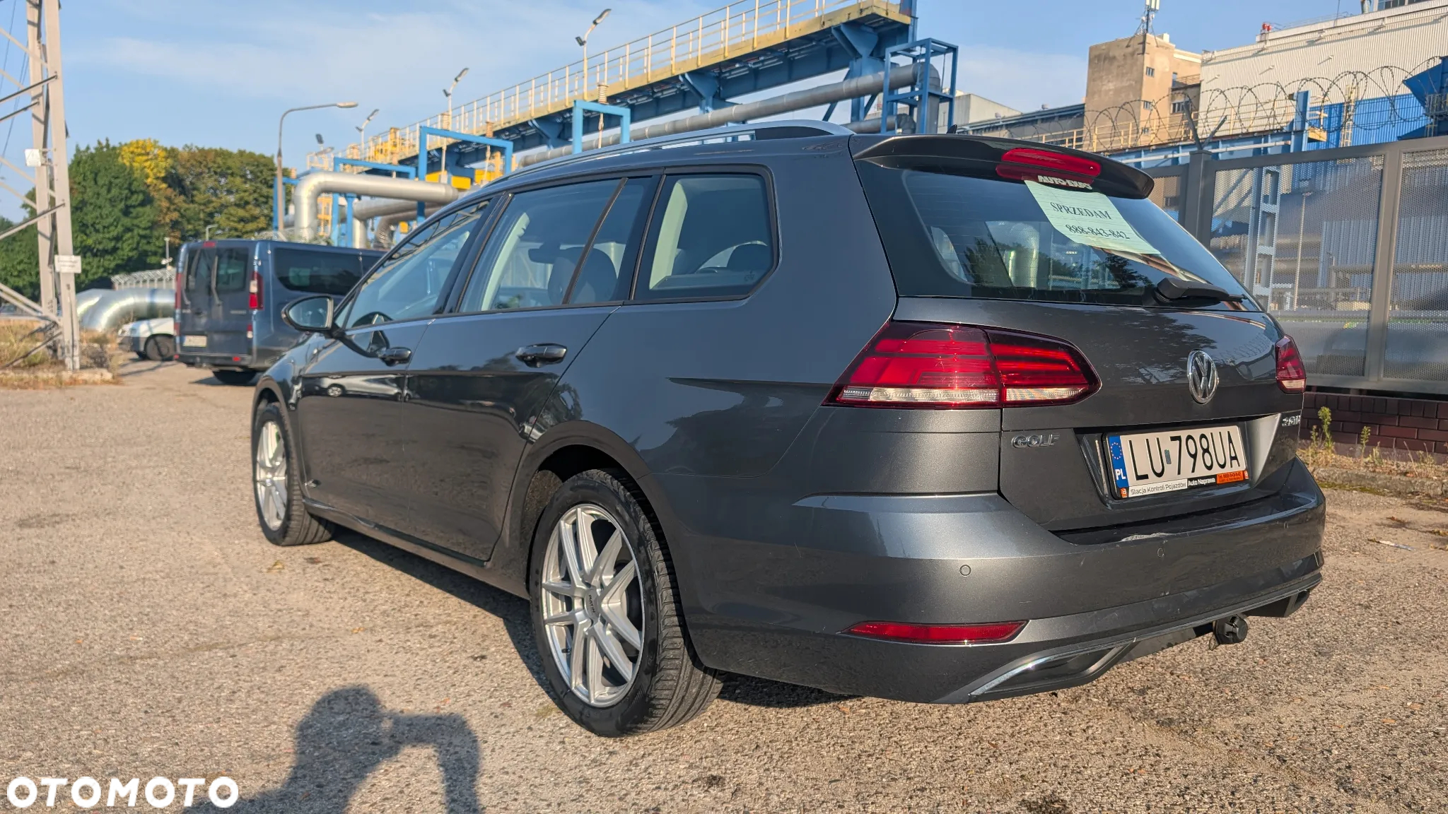 Volkswagen Golf 2.0 BlueTDI DSG Comfortline - 2