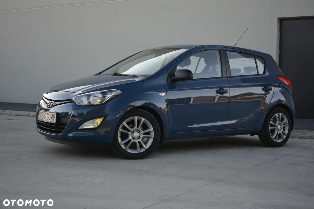 Hyundai i20 - 16