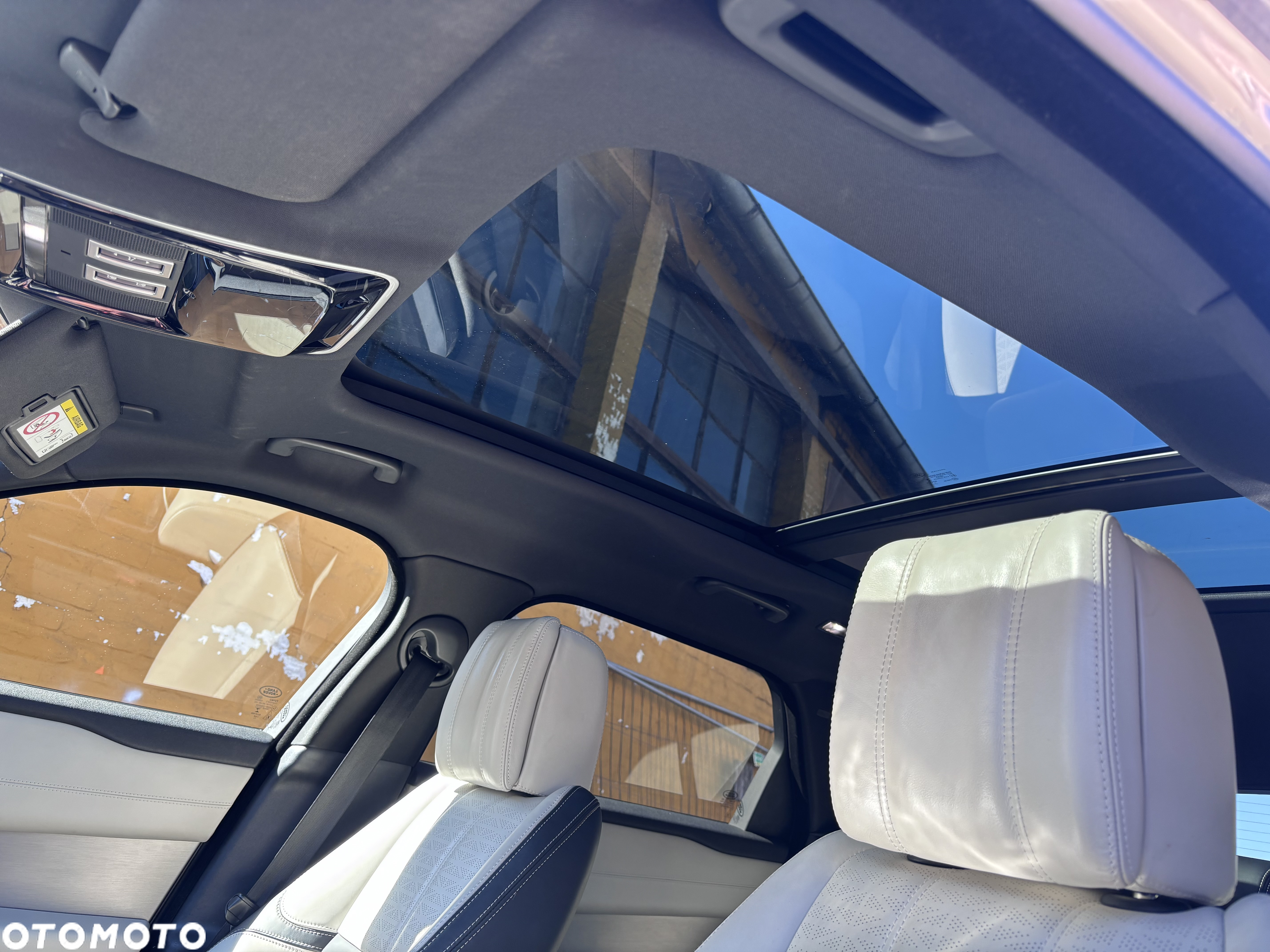 Land Rover Range Rover Velar - 14