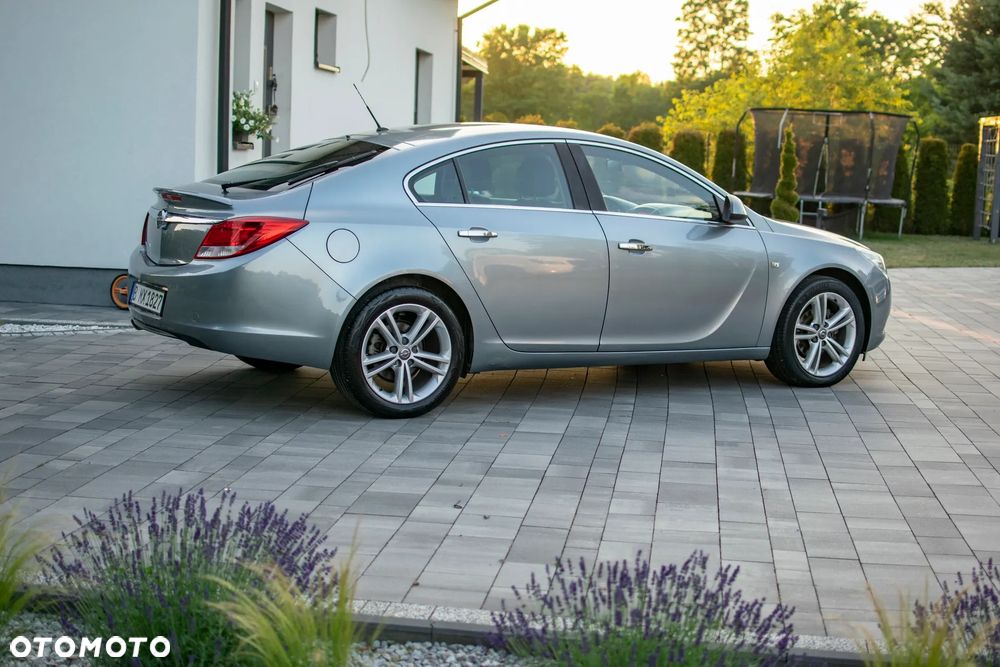 Opel Insignia - 10