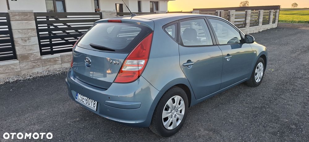 Hyundai i30 1.6 blue Comfort - 6