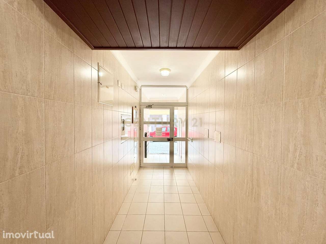 Penthouse T3 no Centro de Olhão | Terraço Privativo de 61m² com Vista - Grande imagem: 3/32