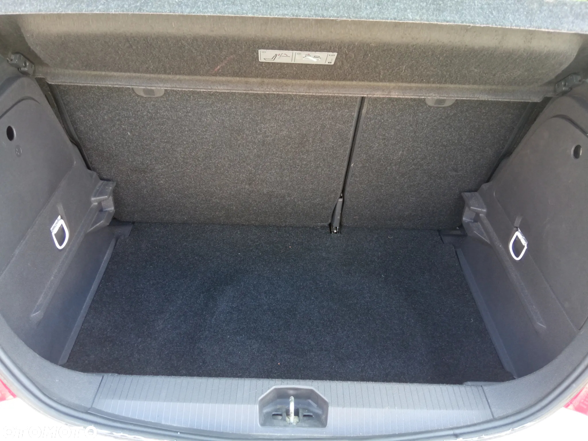 Opel Corsa - 8