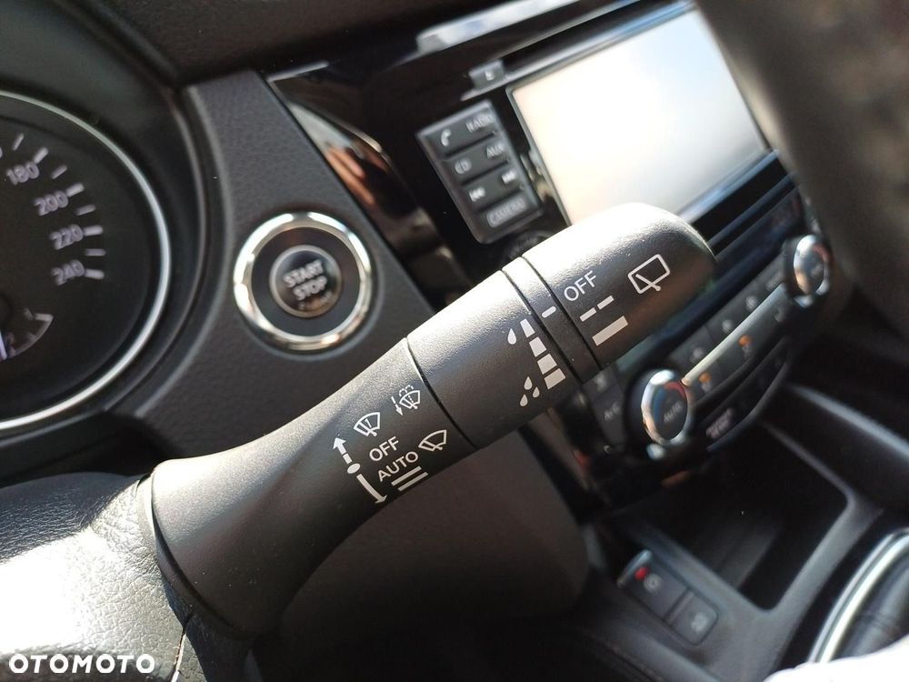 Nissan Qashqai 1.2 DIG-T N-Connecta - 20