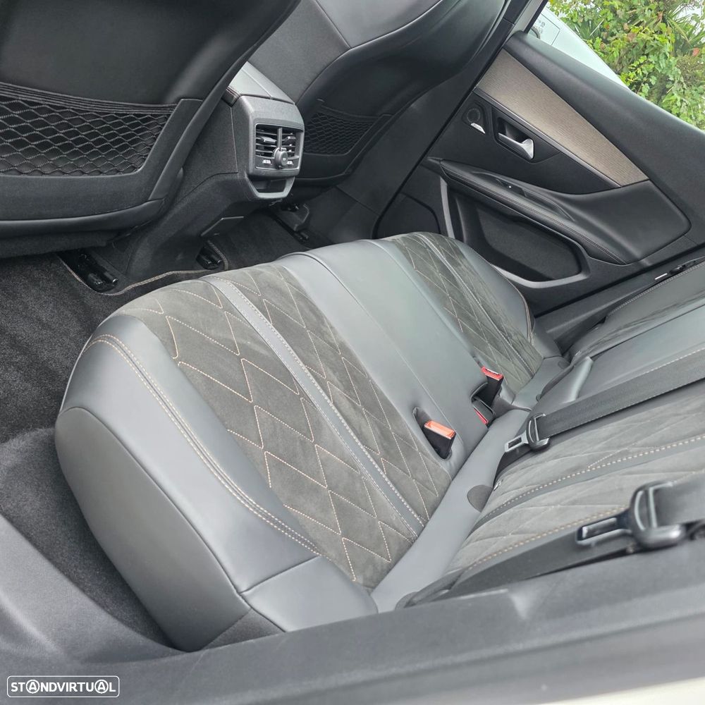 Peugeot 3008 2.0 BlueHDi GT EAT6 - 43