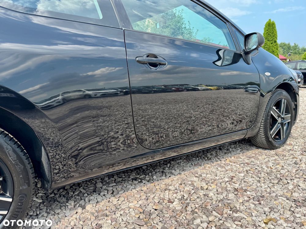 Toyota Auris 1.6 VVT-i Team - 25