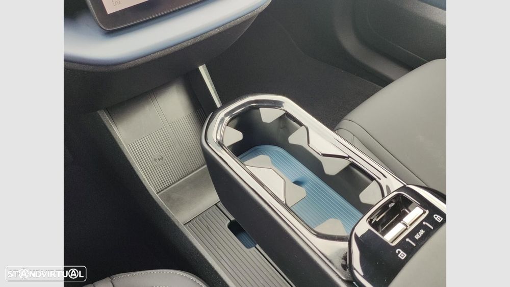 Volvo EX30 69 kWh Twin Motor Plus - 21