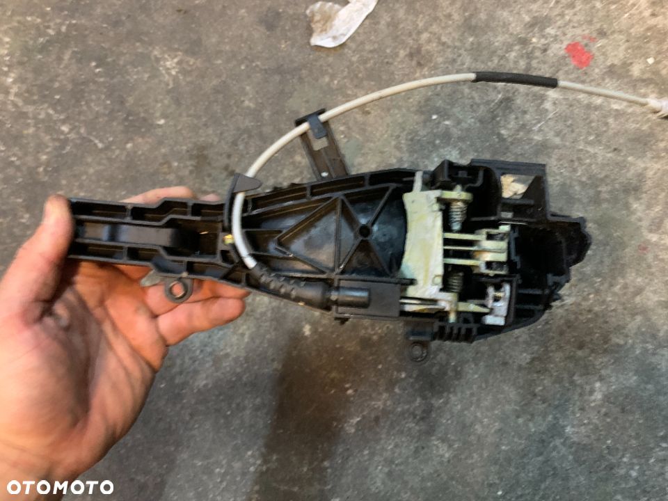 Klamka zewnętrzna przednia prawa Bmw e90 e91 Europa Black Sapphire 475 - 3