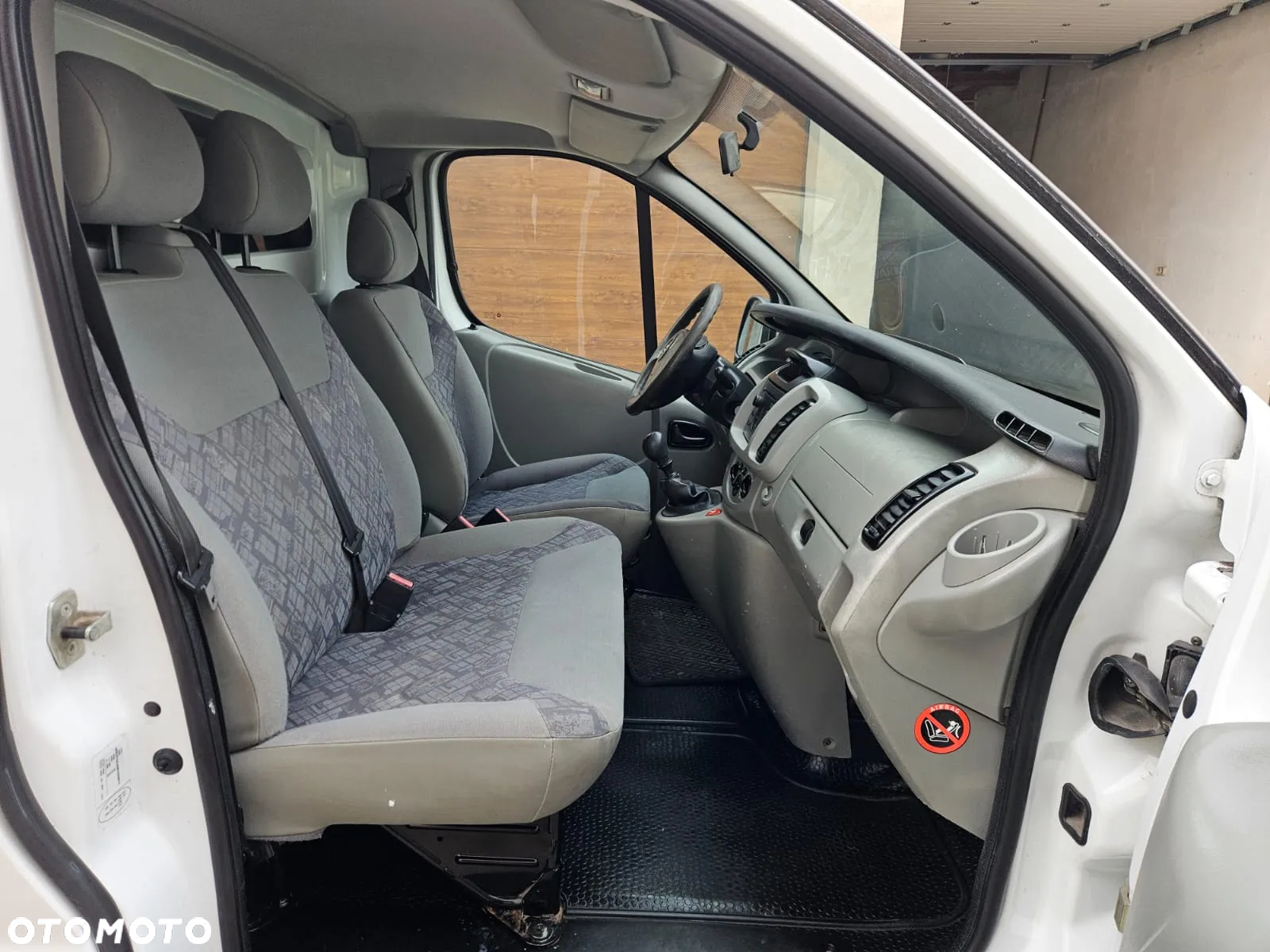Opel VIVARO - 13
