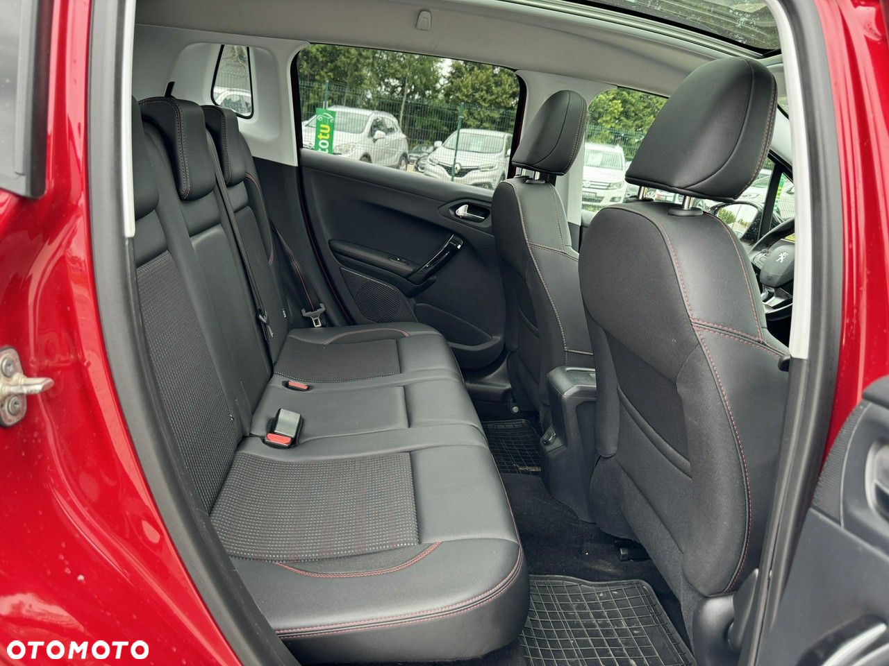 Peugeot 2008 - 31