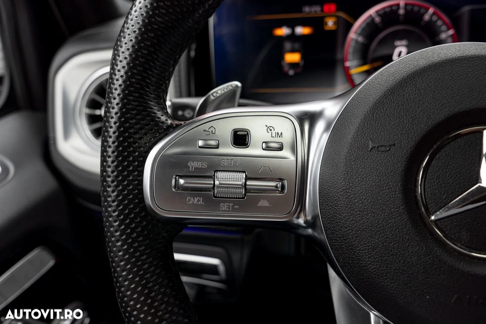 Mercedes-Benz G AMG 63 SW Long Aut. - 35