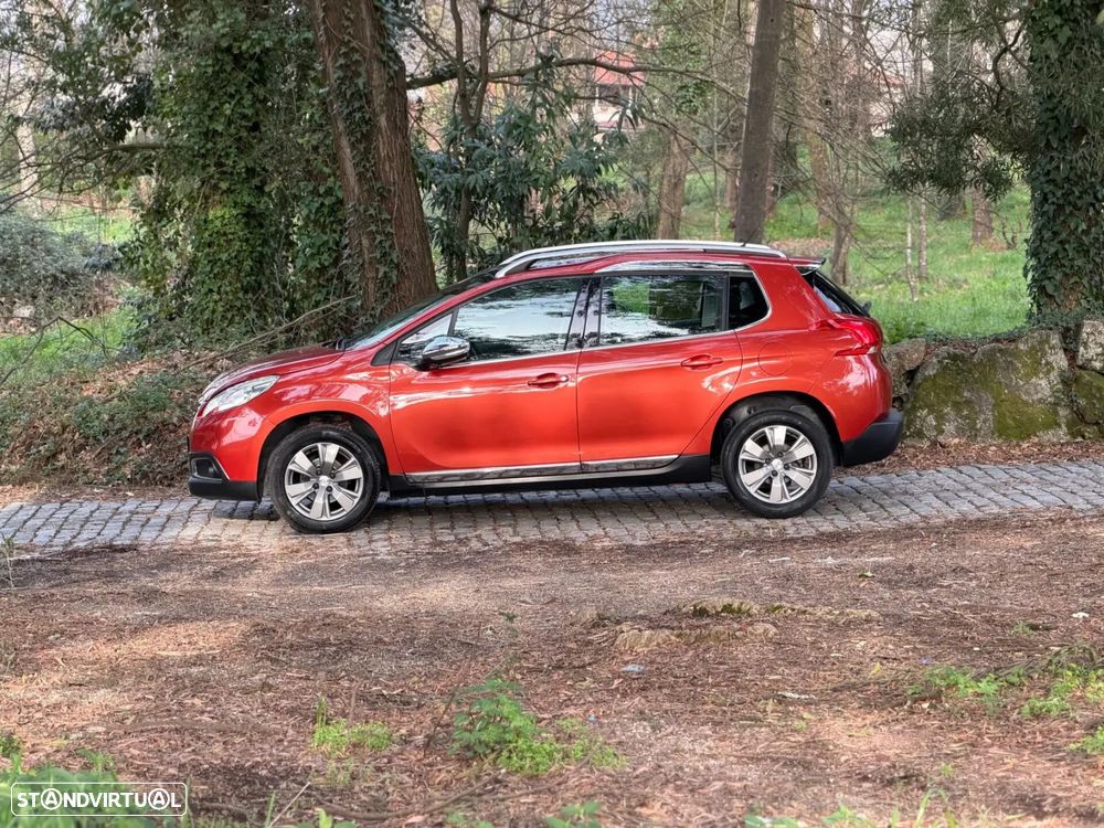 Peugeot 2008 1.2 PureTech Allure EAT6 - 9
