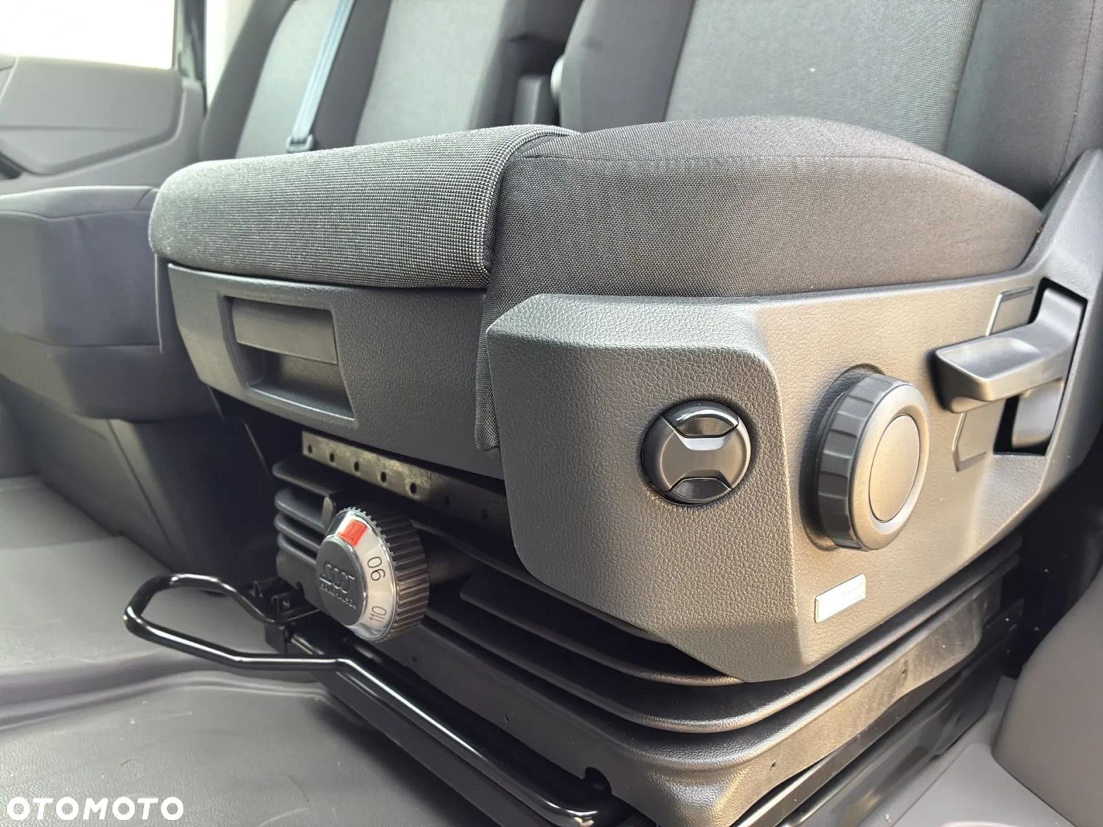 Volkswagen Crafter 35 Furgon AUTOMAT/L4H3, 2.0BiTDI 177KM, 4490mm, Wysoki dach, r.o. 4490 - 25