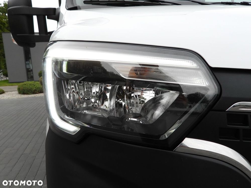 Renault MASTER PLANDEKA WINDA 8 PALET TEMPOMAT LEDY BLIŹNIACZE KOŁA KLIMATYZACJA  145KM - 25