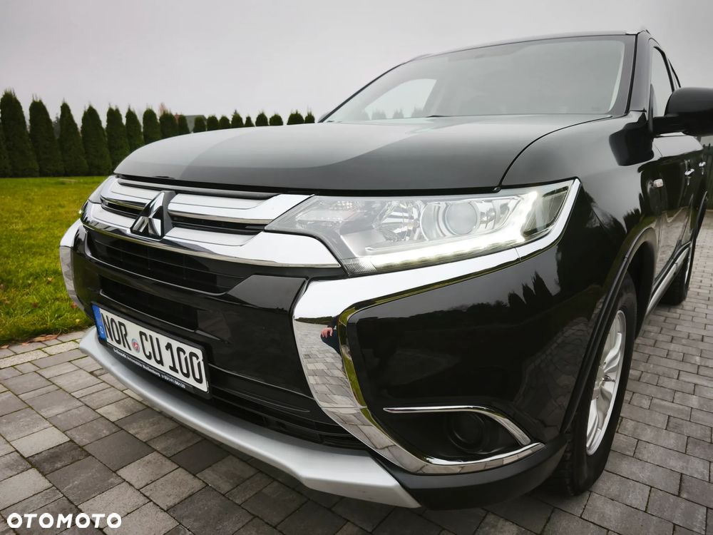 Mitsubishi Outlander 2.0 2WD Plus - 27
