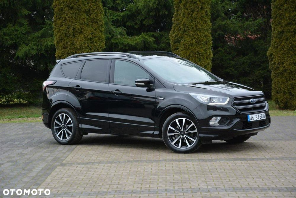 Ford Kuga 1.5 EcoBoost 2x4 ST-Line - 11