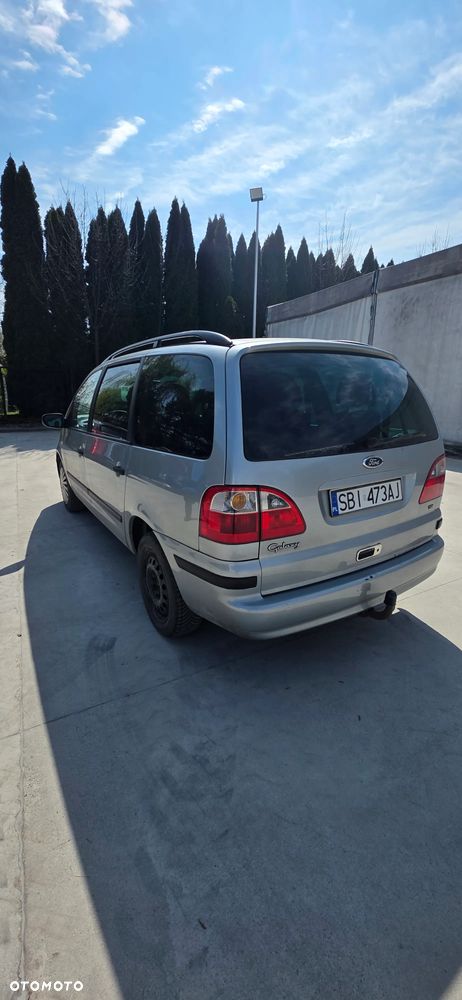 Ford Galaxy 1.9 TDI Ghia - 4