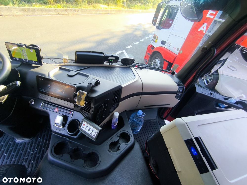 Mercedes-Benz Actros 1843 + Kassbohrer Intago - 17