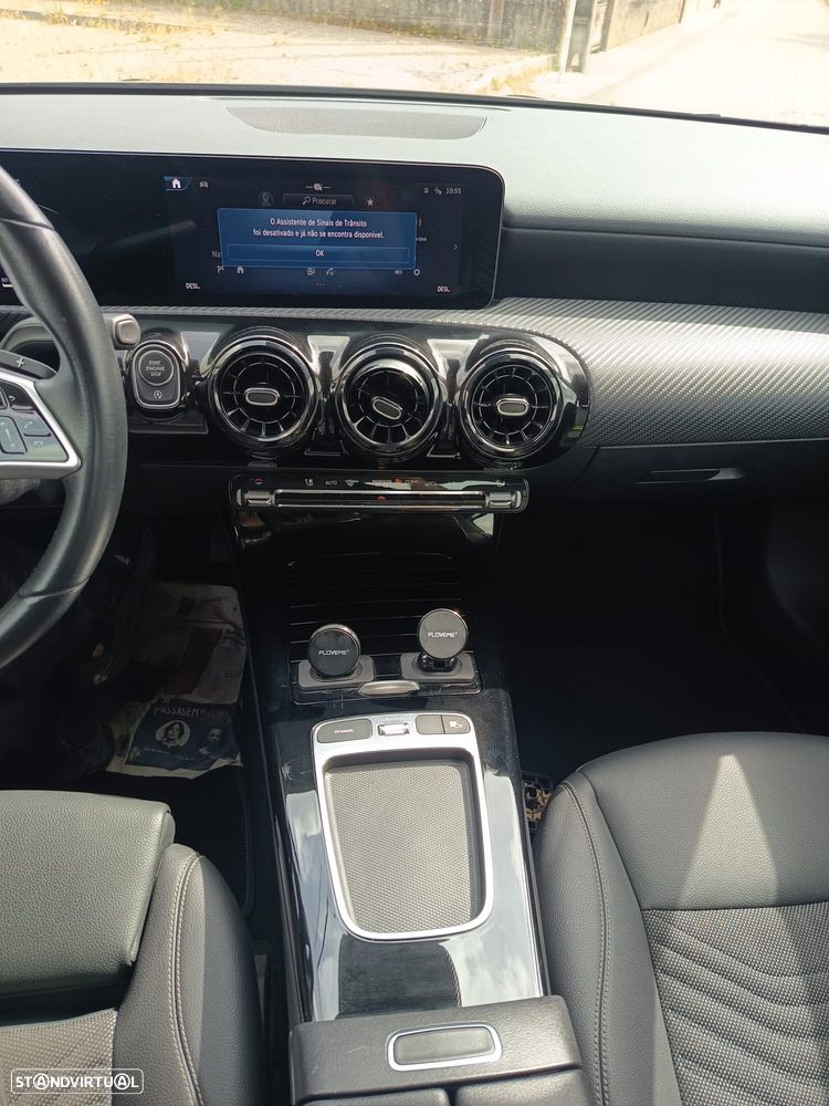 Mercedes-Benz A 180 Limousine — fotografia 4