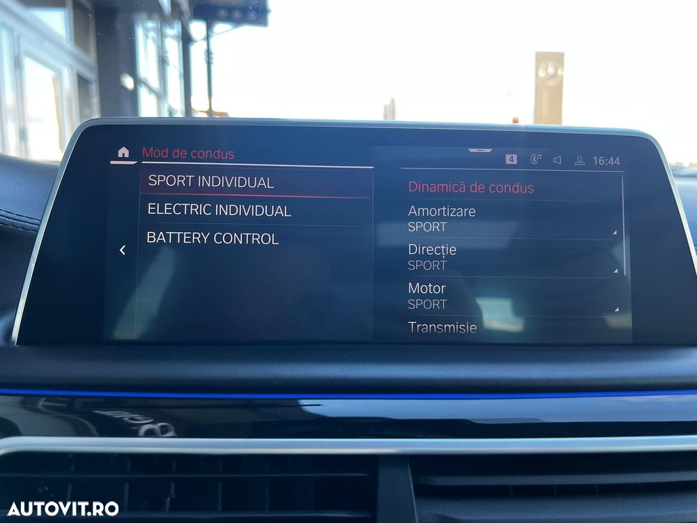 BMW Seria 7 745Le xDrive AT PHEV - 24
