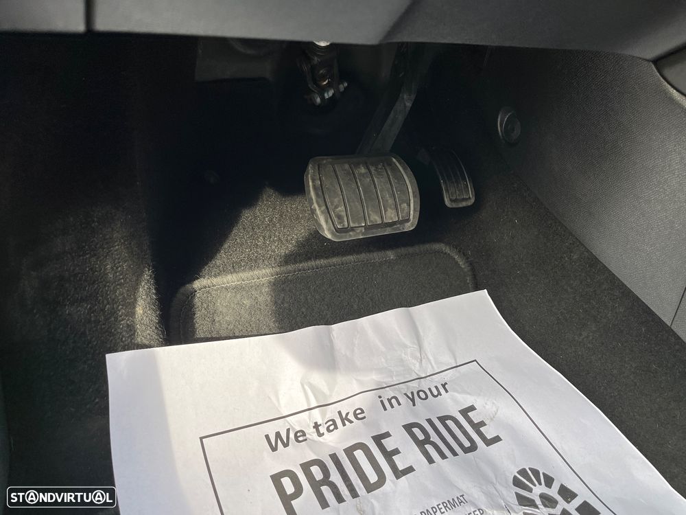 Citroën C4 1.5 BlueHDi Shine Pack EAT8 - 10