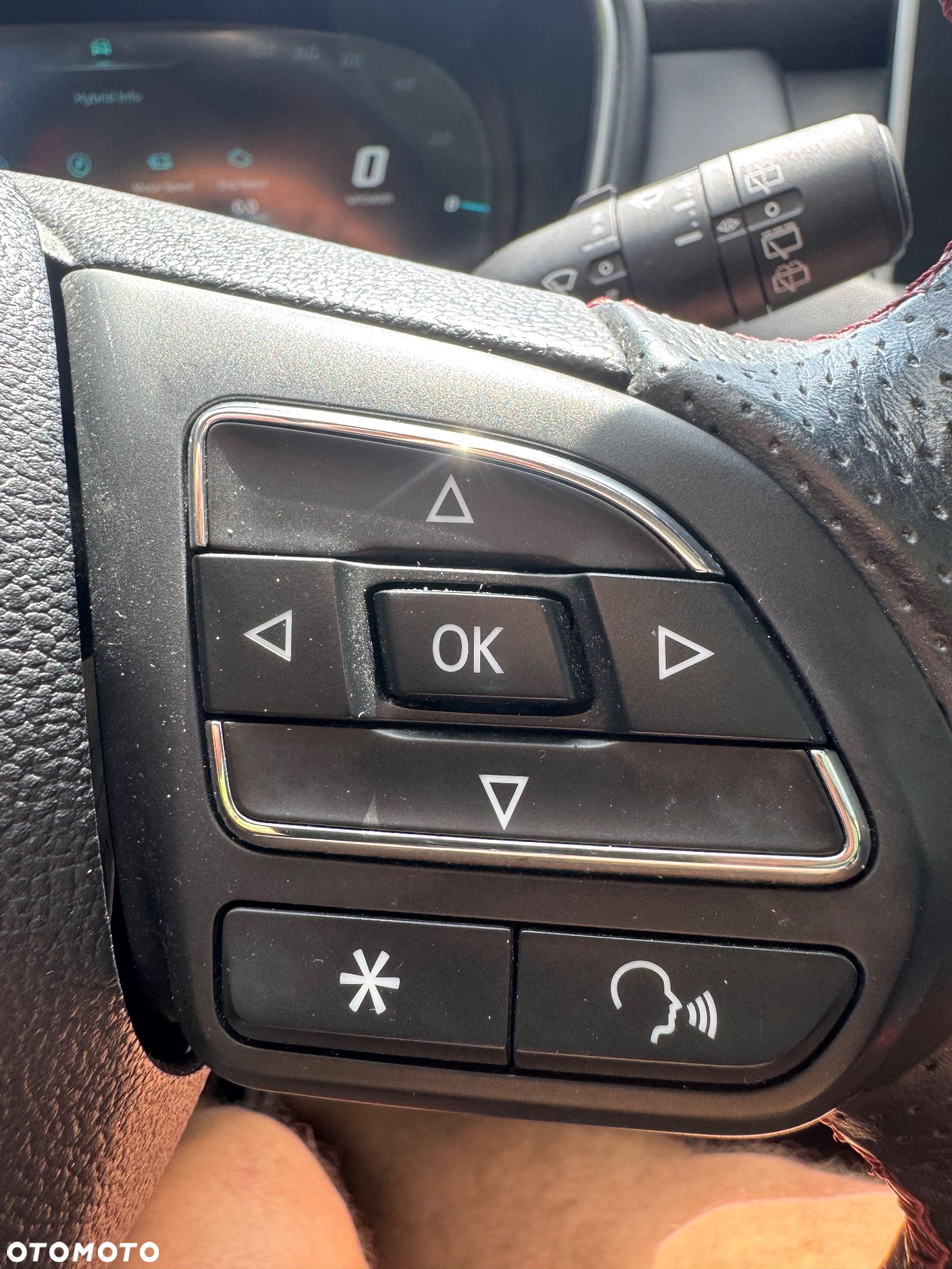 MG EHS 1.5T-GDI PHEV Luxury - 22