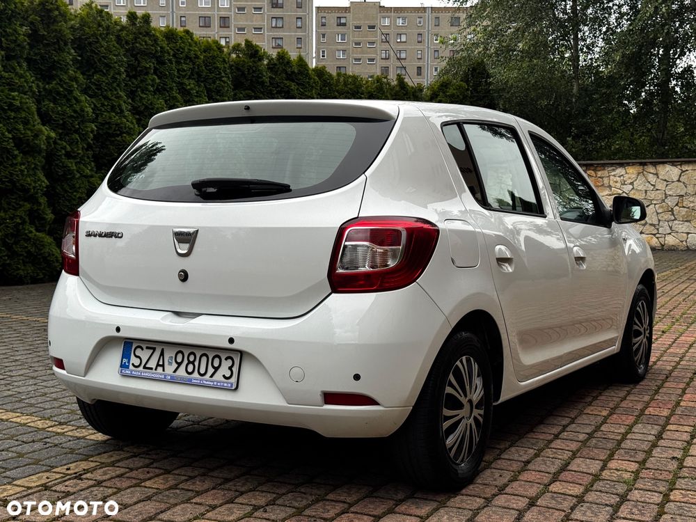 Dacia Sandero 1.2 16V Laureate - 5