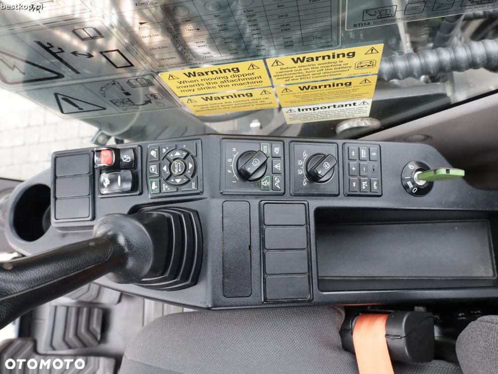 Volvo EC140EL - 25