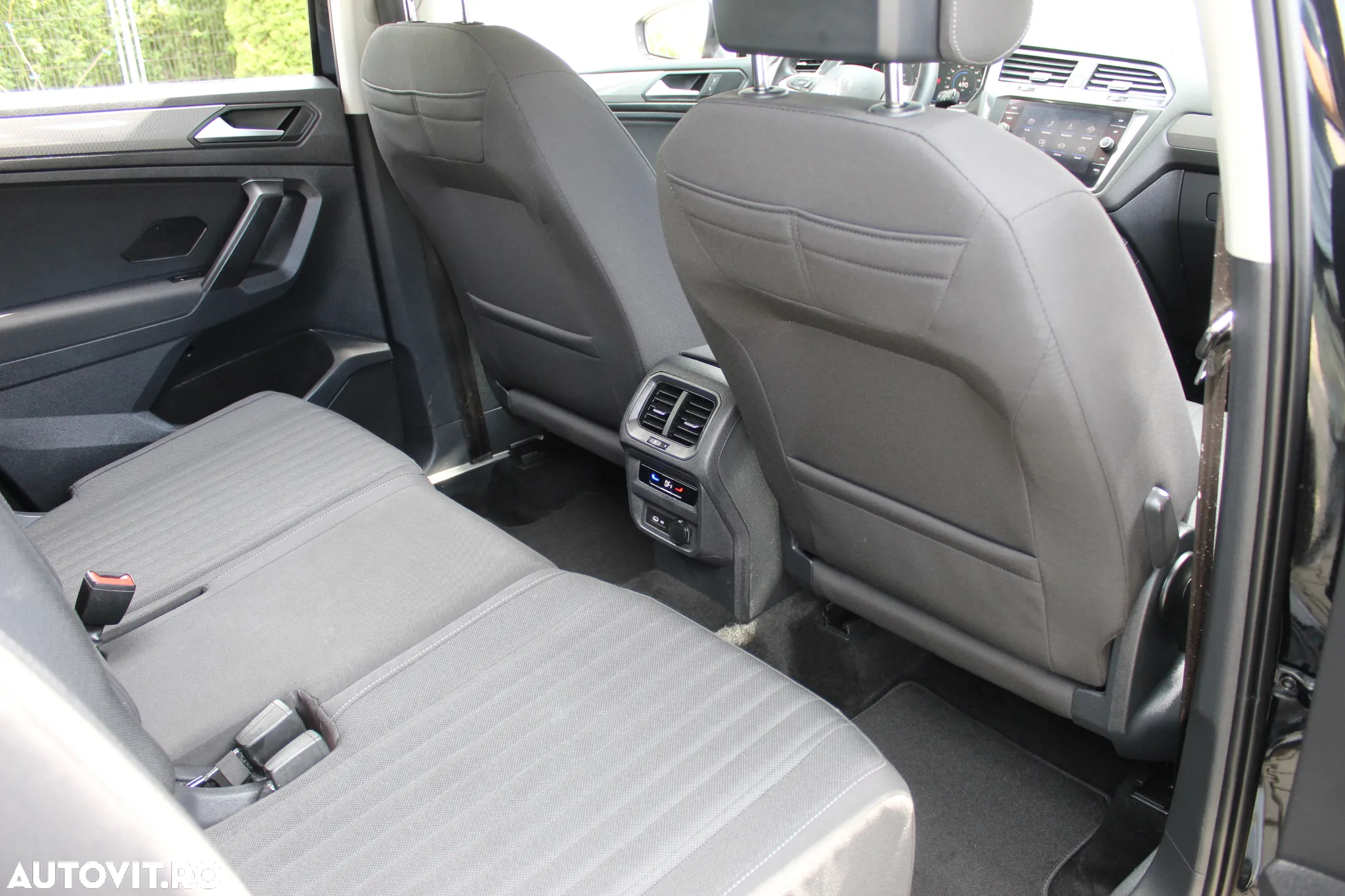 Volkswagen Tiguan Allspace 2.0 TDI 4Mot DSG Life - 12