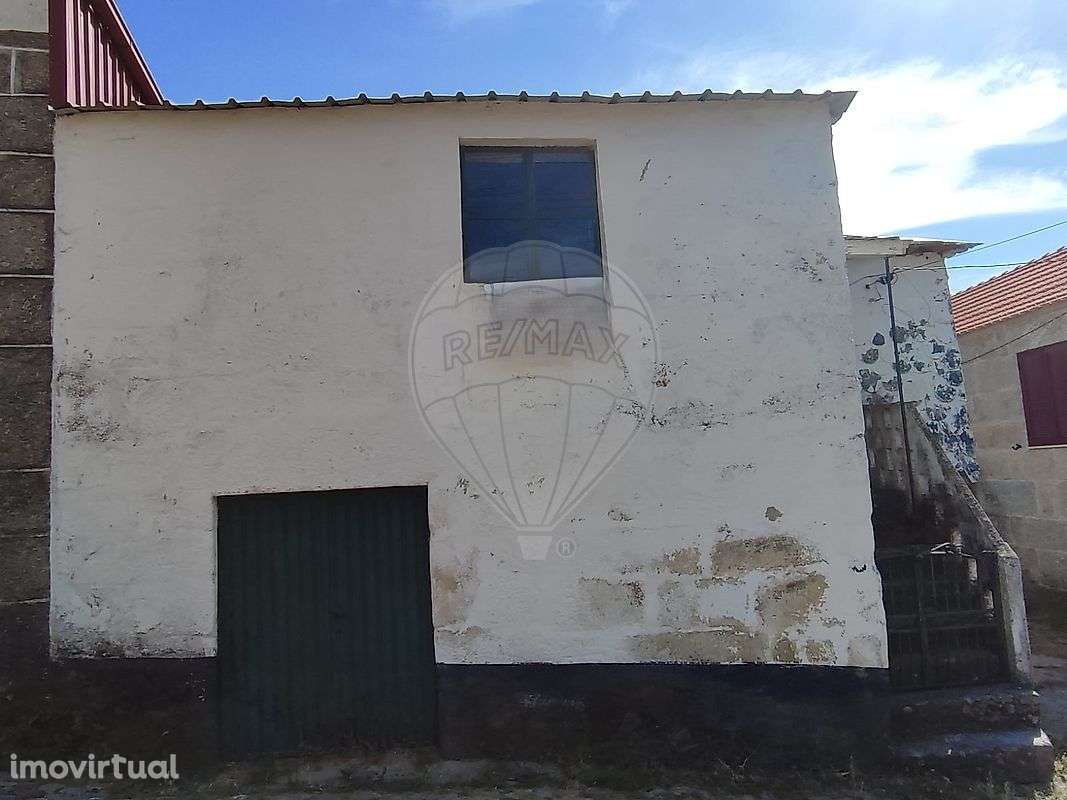 Moradia T2 para venda - Grande imagem: 2/7