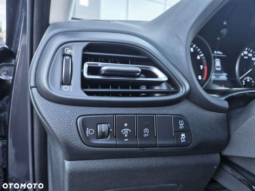 Hyundai i30 1.5 T-GDI 48V Smart - 19