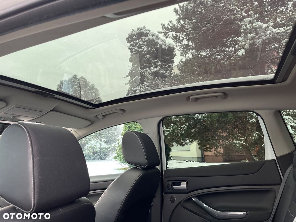 Ford Kuga 2.0 TDCi 4x4 Titanium - 10